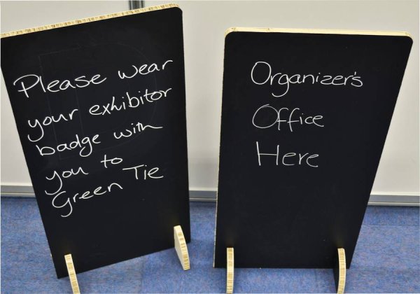 Panneau d'affichage en carton